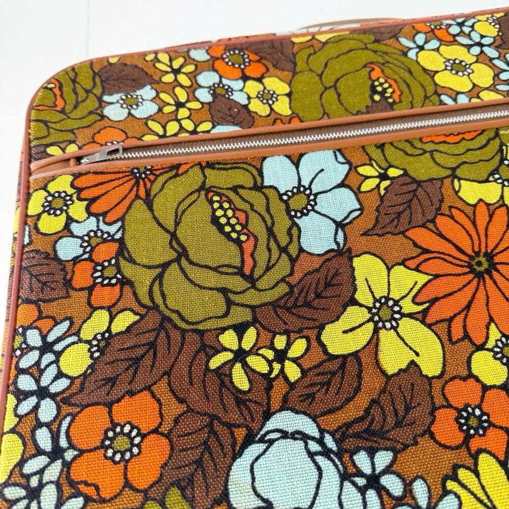 Vtg Brown Floral Print Medium Size Travel Bag From 1960-1970s Mod Flower Power - Picture 11 of 16